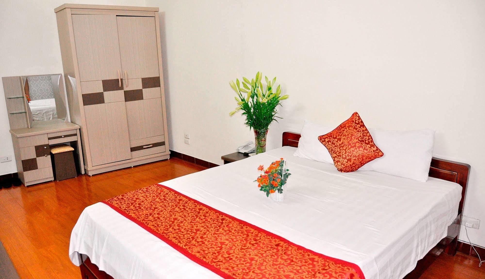 Hotel Grand 2